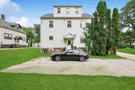 728 Bowery Street Iowa City IA 52240