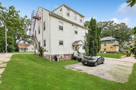 728 Bowery Street Iowa City IA 52240