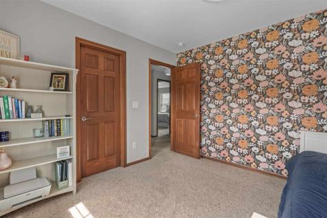 1720 Silver Maple Trail North Liberty IA 52317