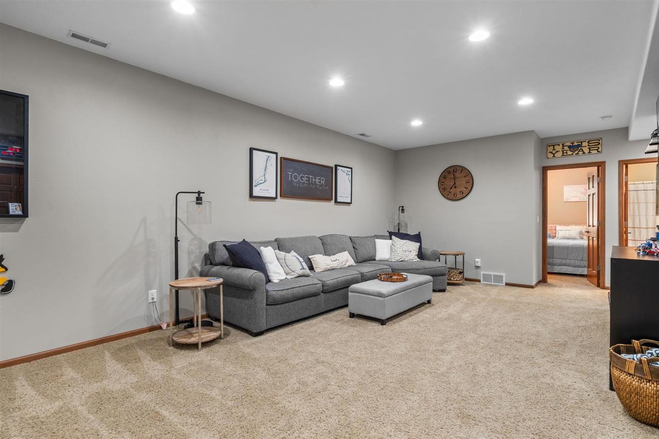 1720 Silver Maple Trail North Liberty IA 52317