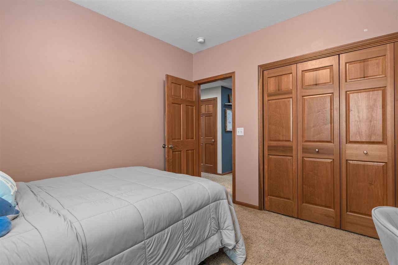 1720 Silver Maple Trail North Liberty IA 52317