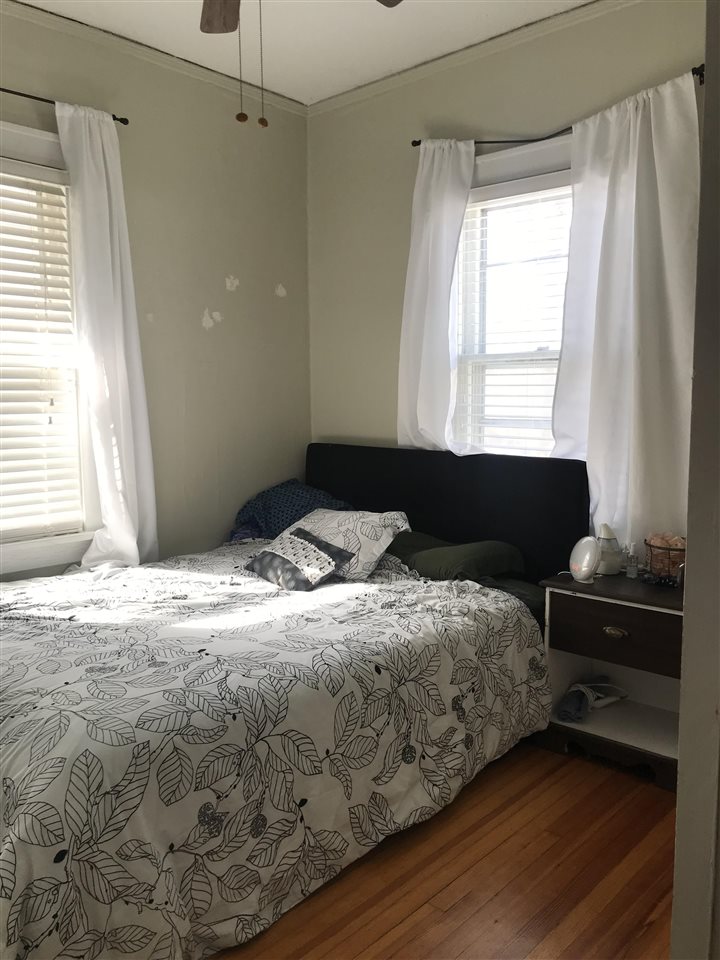 523 S Lucas Street Iowa City IA 52240