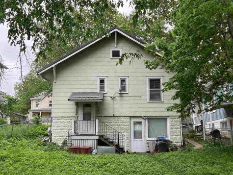 523 S Lucas Street Iowa City IA 52240