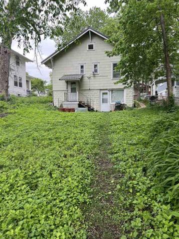 523 S Lucas Street Iowa City IA 52240