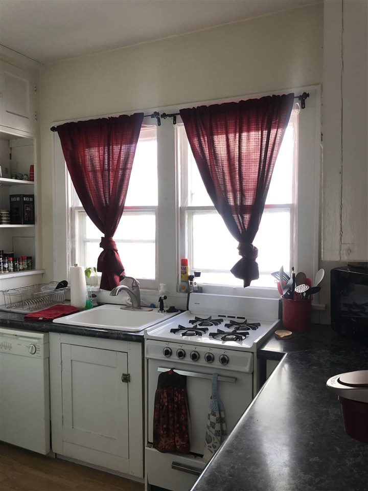 523 S Lucas Street Iowa City IA 52240