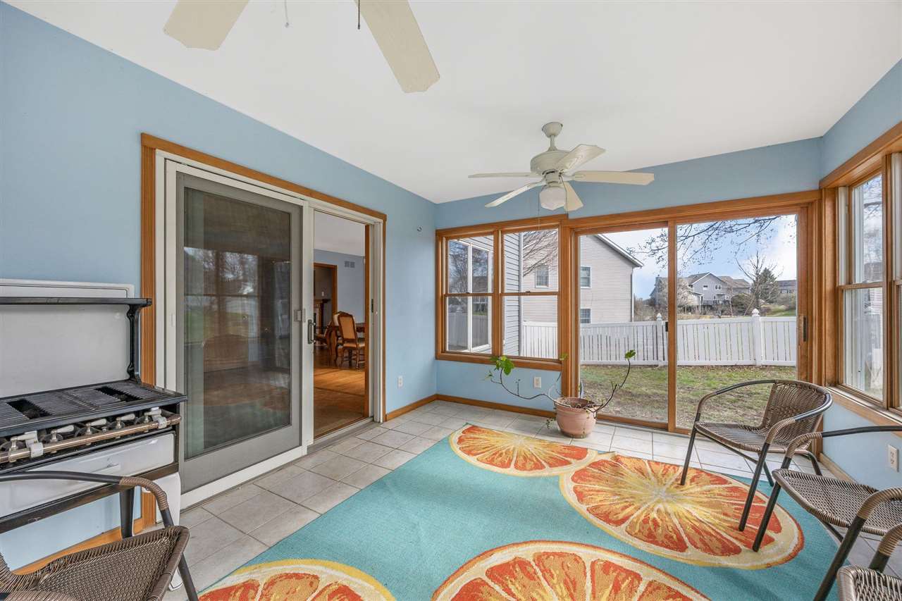 48 Galway Circle Iowa City IA 52246