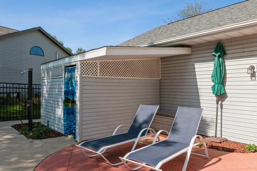 48 Galway Circle Iowa City IA 52246