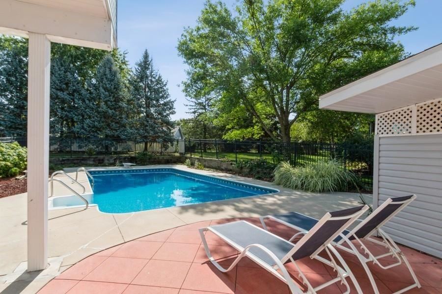 48 Galway Circle Iowa City IA 52246