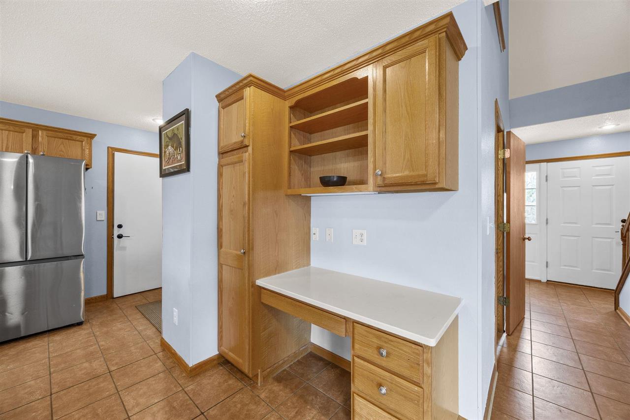 48 Galway Circle Iowa City IA 52246