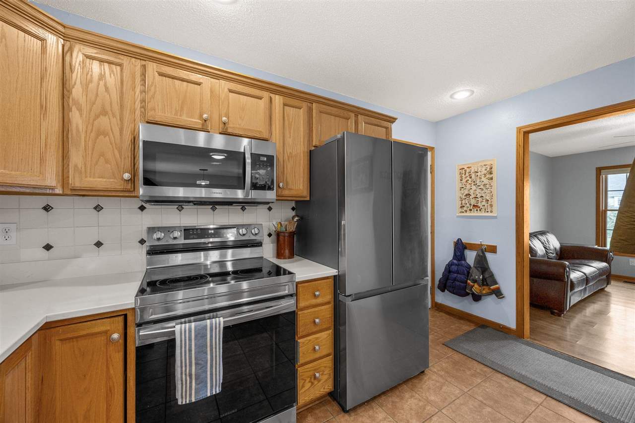 48 Galway Circle Iowa City IA 52246