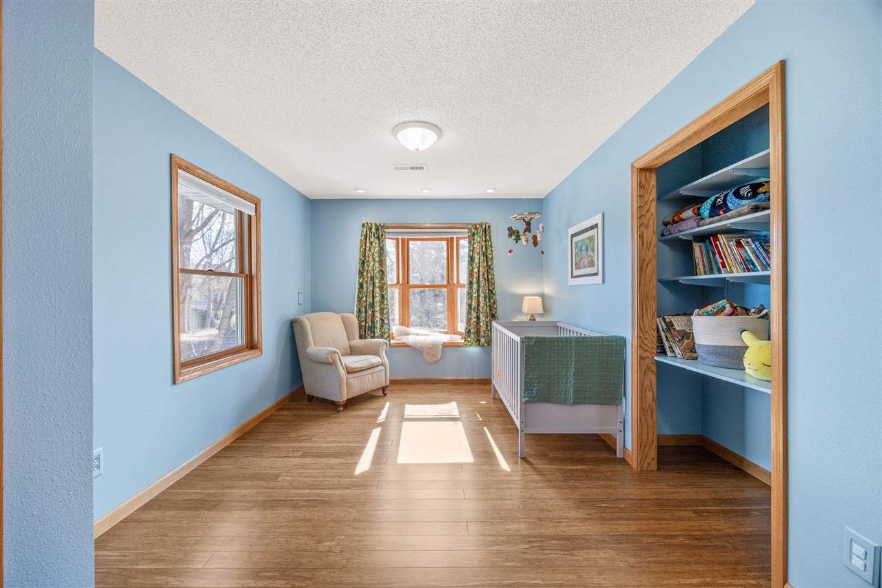 48 Galway Circle Iowa City IA 52246
