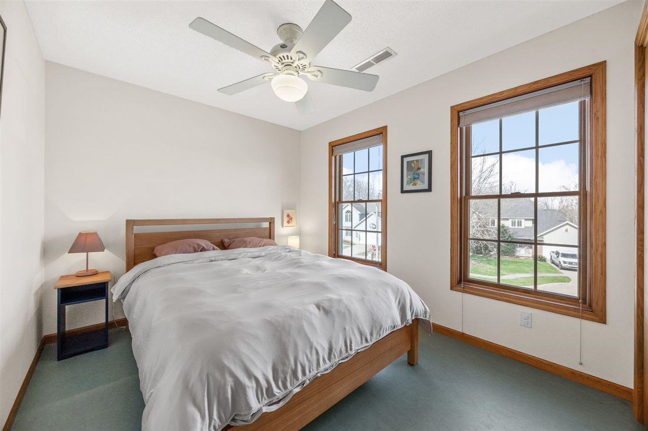 48 Galway Circle Iowa City IA 52246