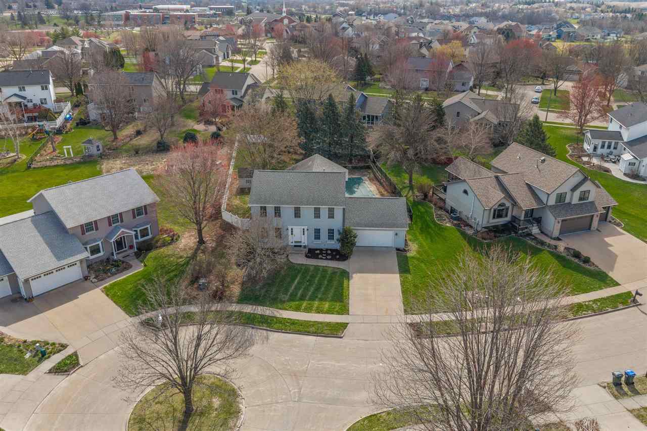 48 Galway Circle Iowa City IA 52246