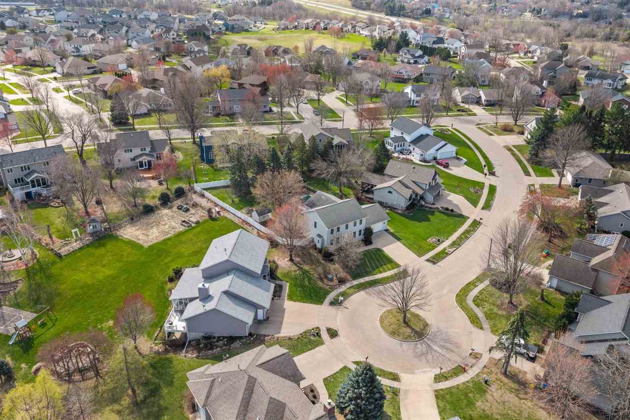 48 Galway Circle Iowa City IA 52246