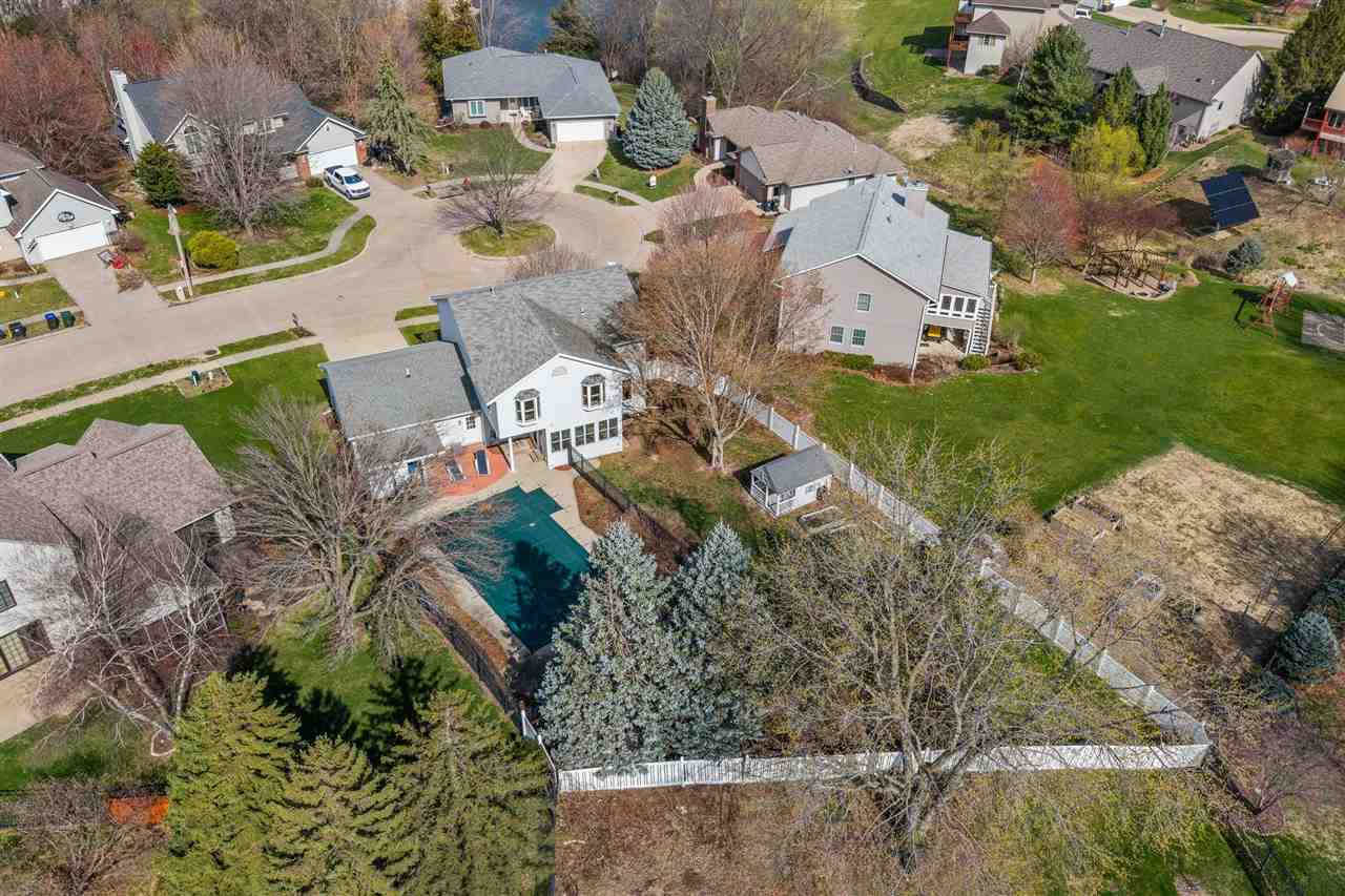48 Galway Circle Iowa City IA 52246