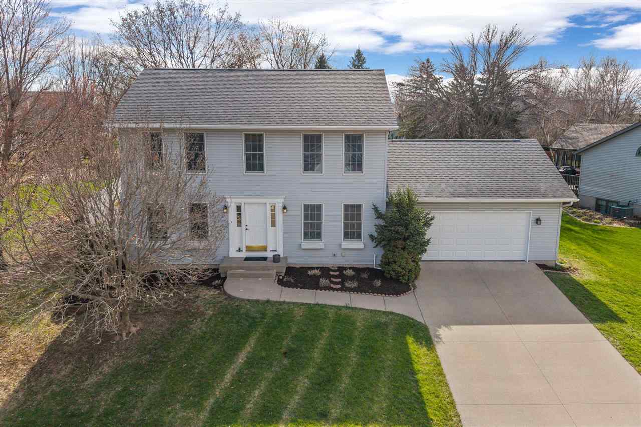 48 Galway Circle Iowa City IA 52246