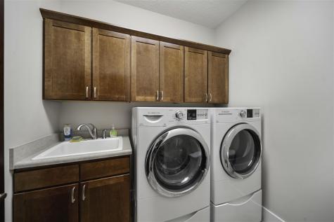 2910 High Bluff Drive Coralville IA 52241
