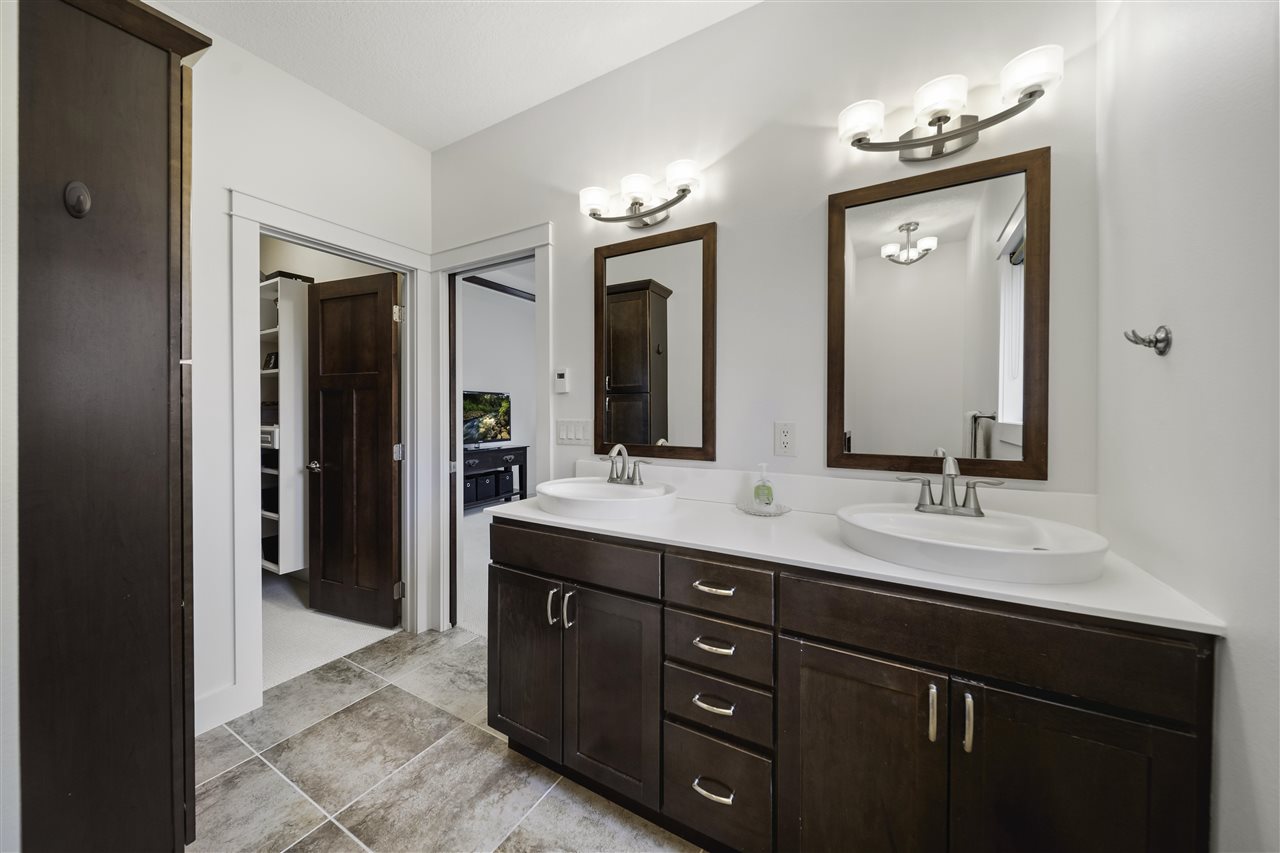2910 High Bluff Drive Coralville IA 52241