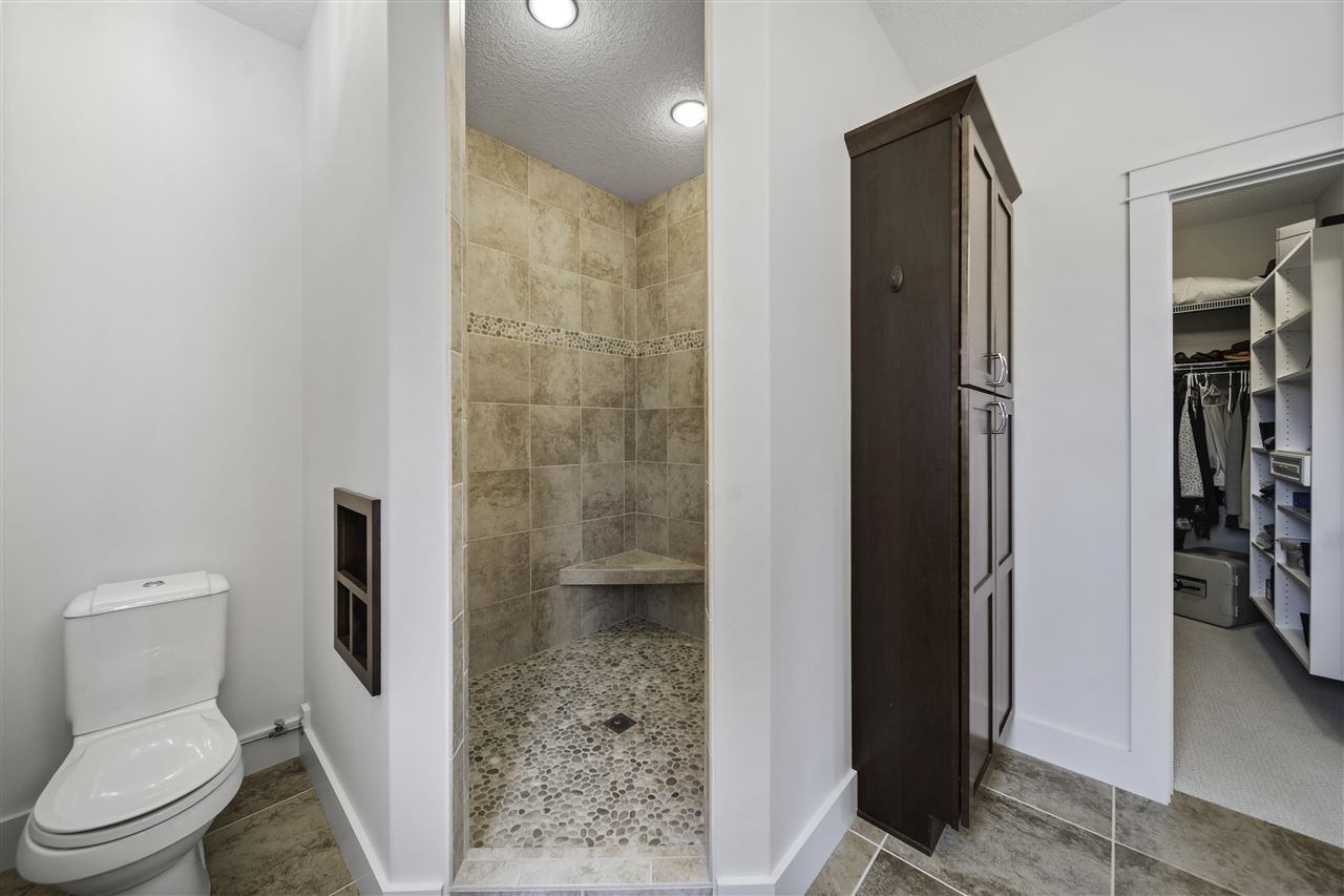 2910 High Bluff Drive Coralville IA 52241