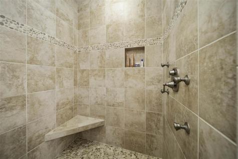 2910 High Bluff Drive Coralville IA 52241