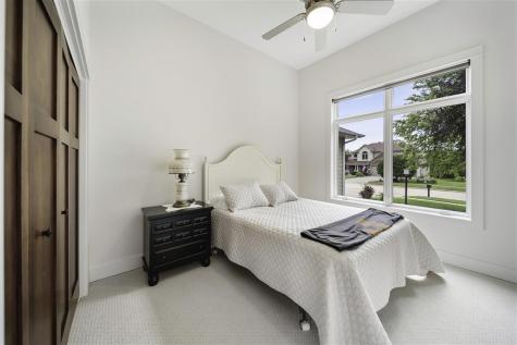2910 High Bluff Drive Coralville IA 52241
