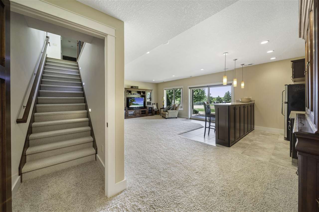 2910 High Bluff Drive Coralville IA 52241