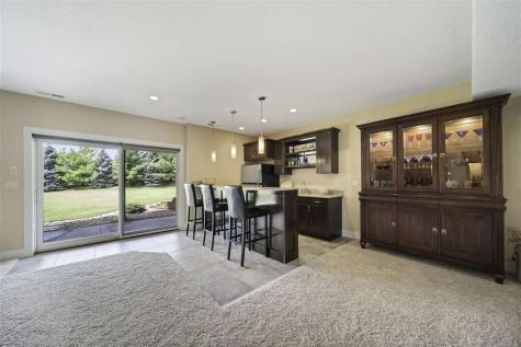 2910 High Bluff Drive Coralville IA 52241