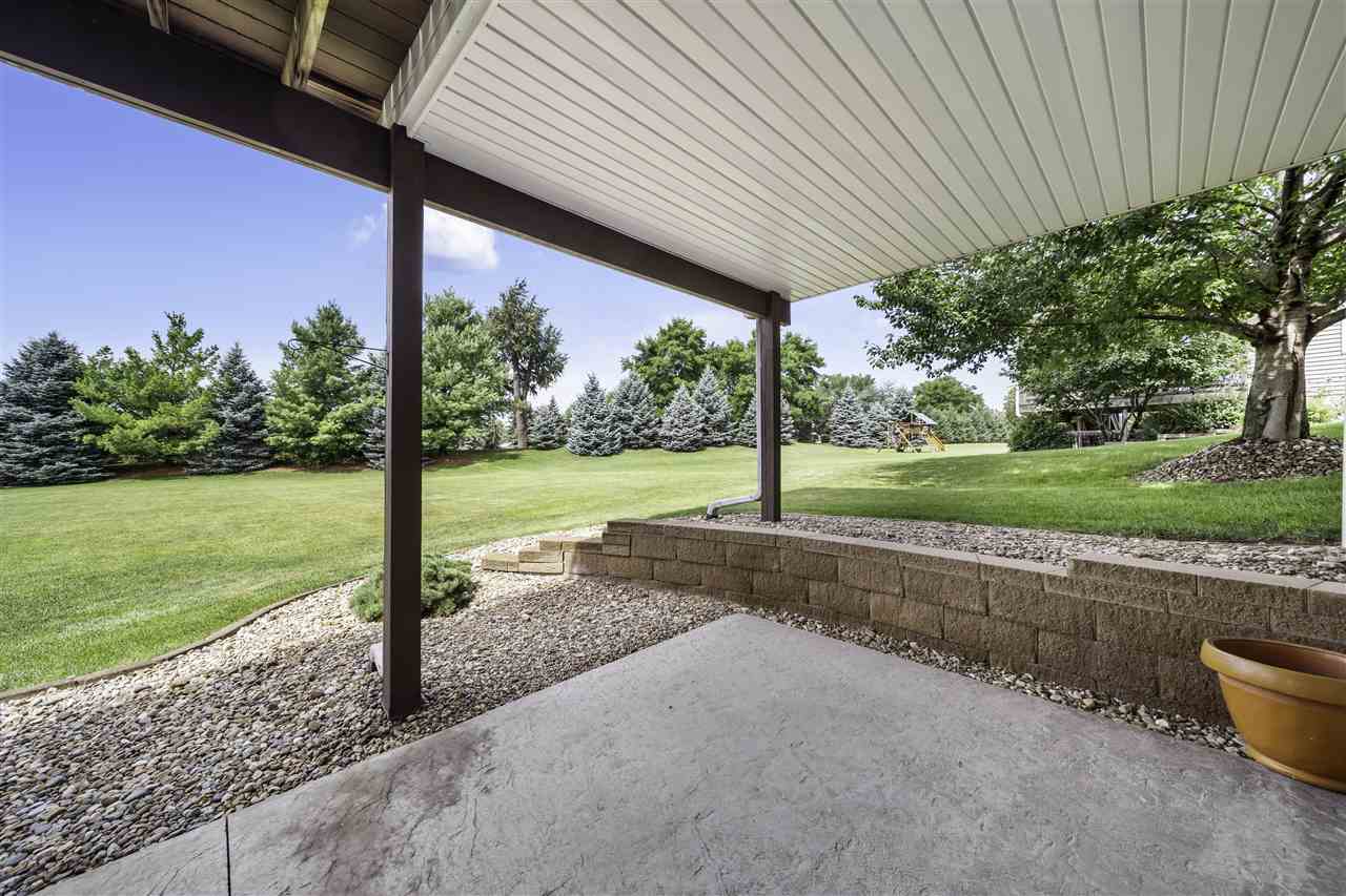 2910 High Bluff Drive Coralville IA 52241
