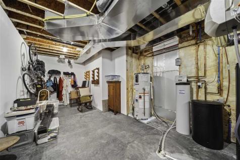 2910 High Bluff Drive Coralville IA 52241
