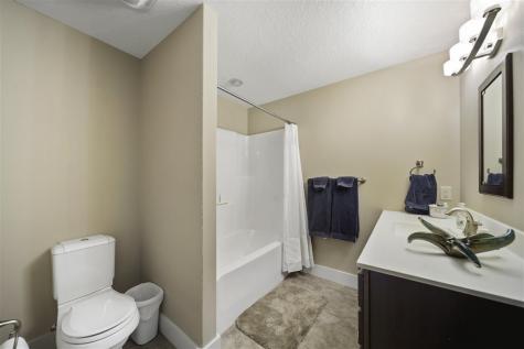 2910 High Bluff Drive Coralville IA 52241
