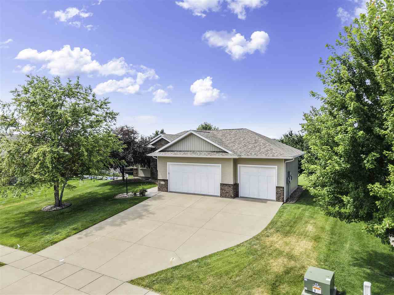 2910 High Bluff Drive Coralville IA 52241