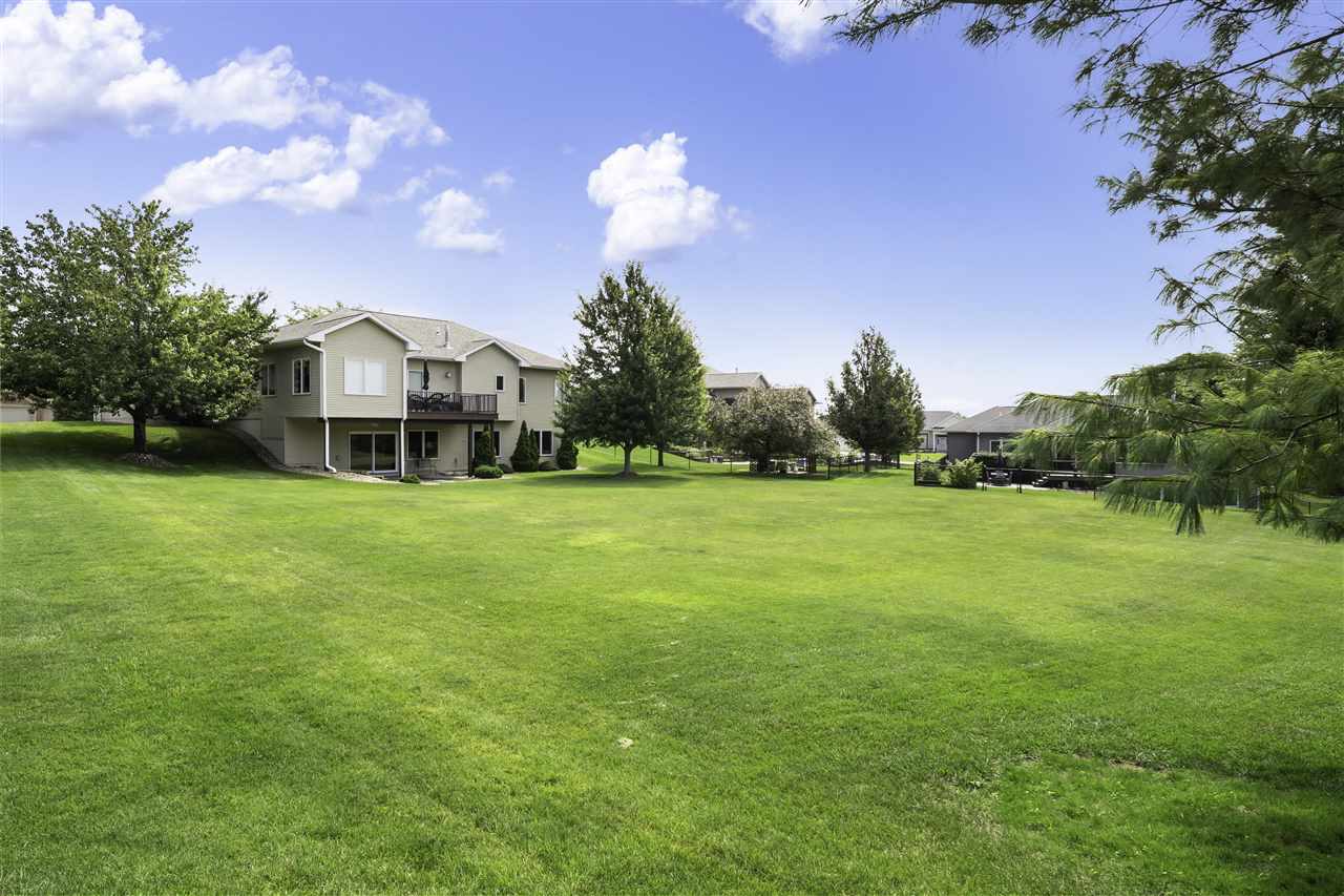 2910 High Bluff Drive Coralville IA 52241