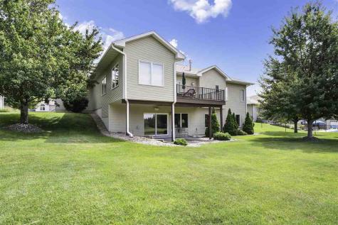 2910 High Bluff Drive Coralville IA 52241