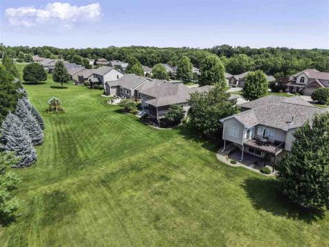 2910 High Bluff Drive Coralville IA 52241