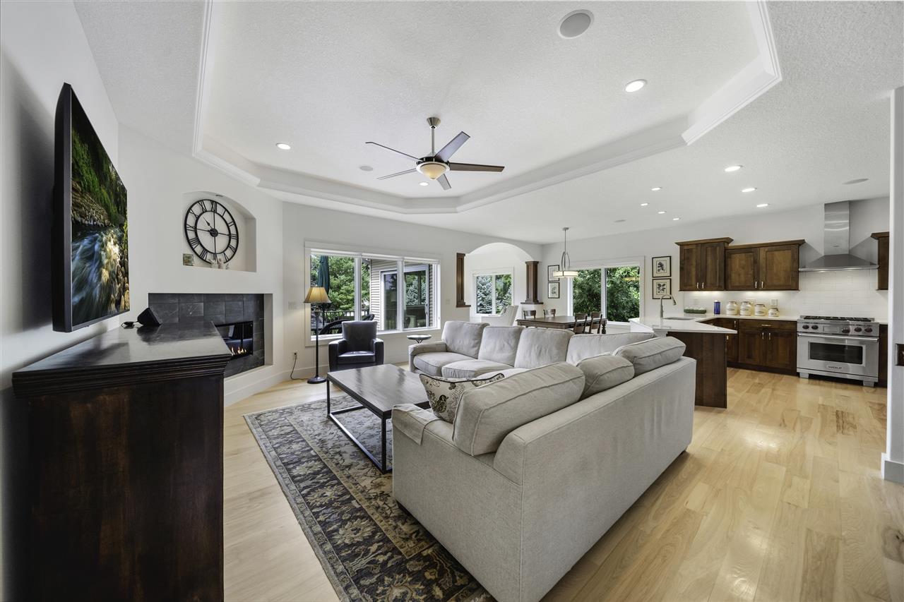 2910 High Bluff Drive Coralville IA 52241