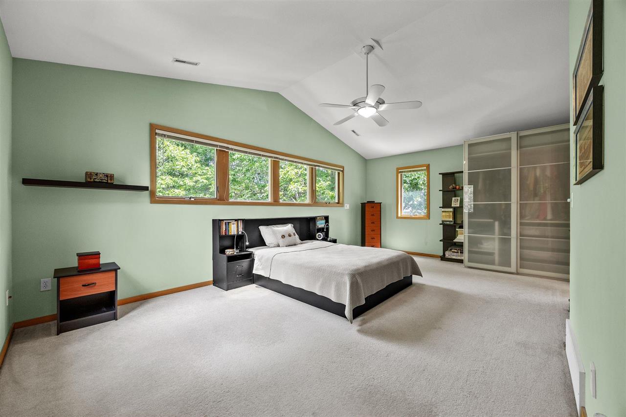 1902 Woodberry Court Iowa City IA 52246