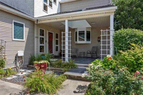 1902 Woodberry Court Iowa City IA 52246
