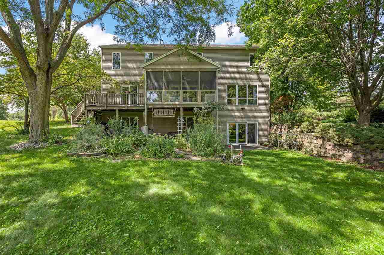 1902 Woodberry Court Iowa City IA 52246