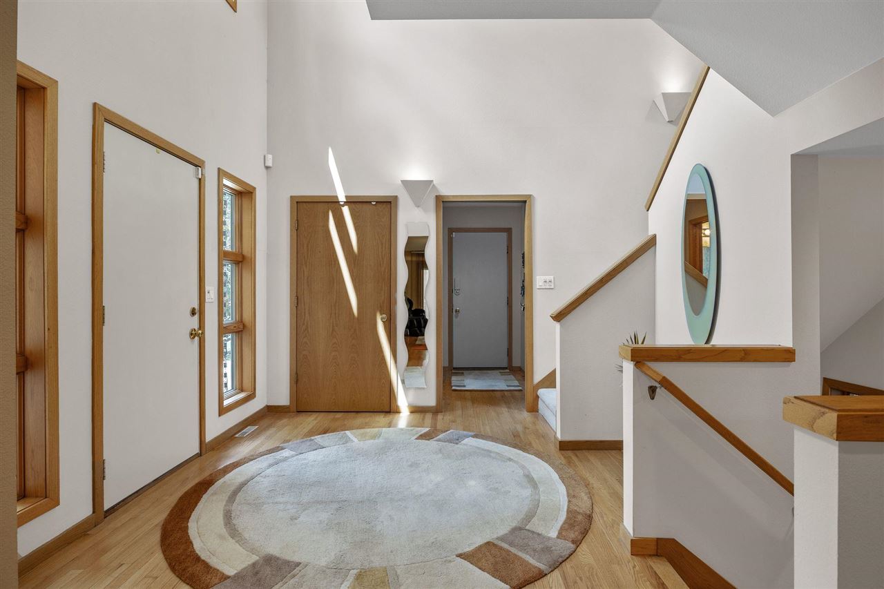 1902 Woodberry Court Iowa City IA 52246