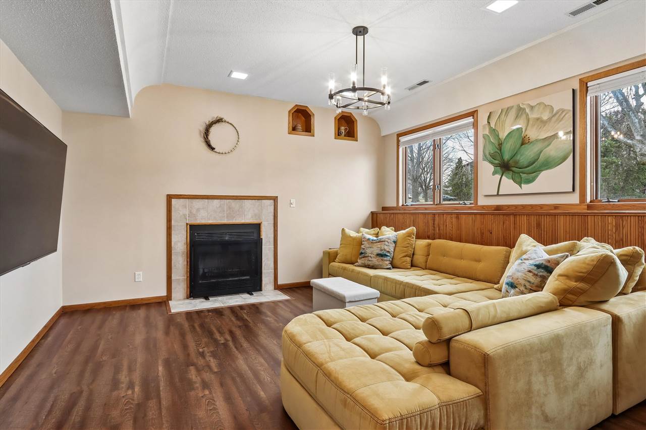 2036 North Ridge Drive Coralville IA 52241