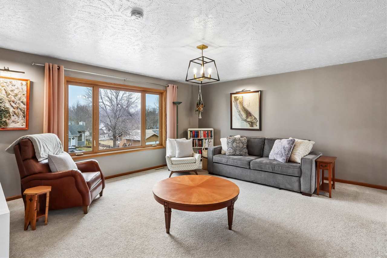 2036 North Ridge Drive Coralville IA 52241
