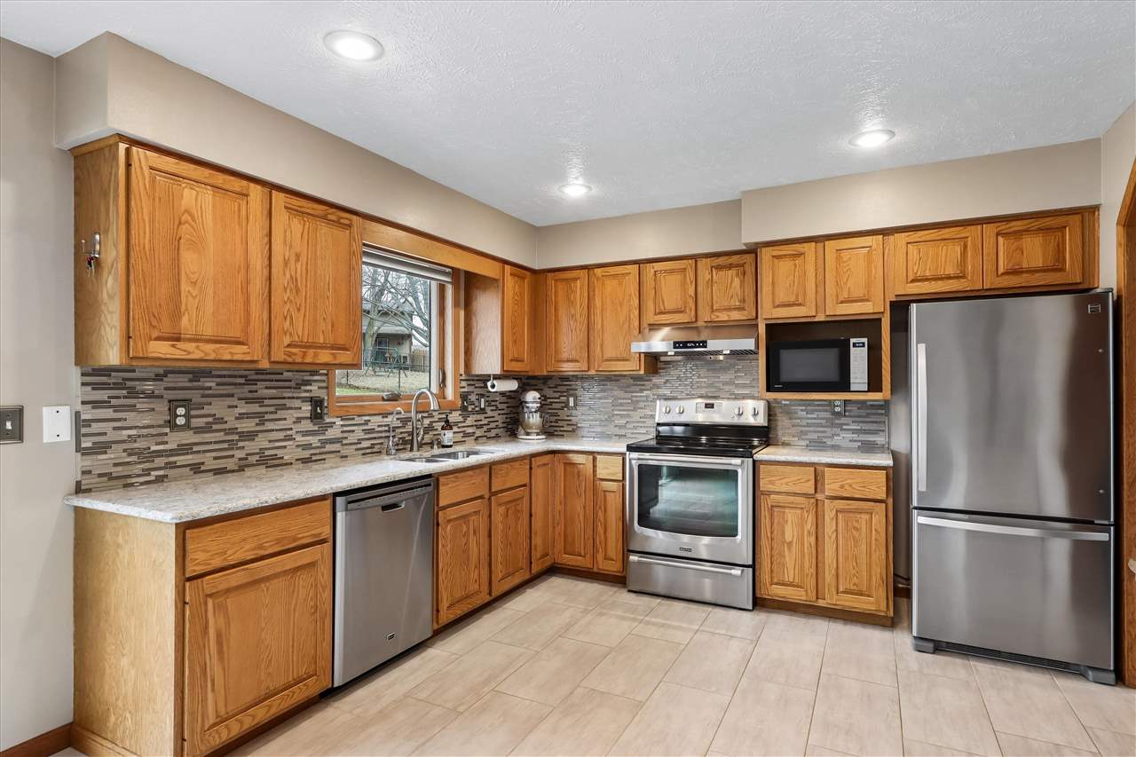 2036 North Ridge Drive Coralville IA 52241