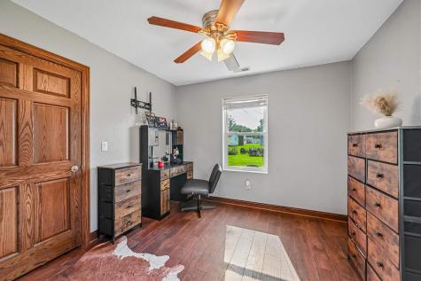 1315 1st Avenue Center Point IA 52213