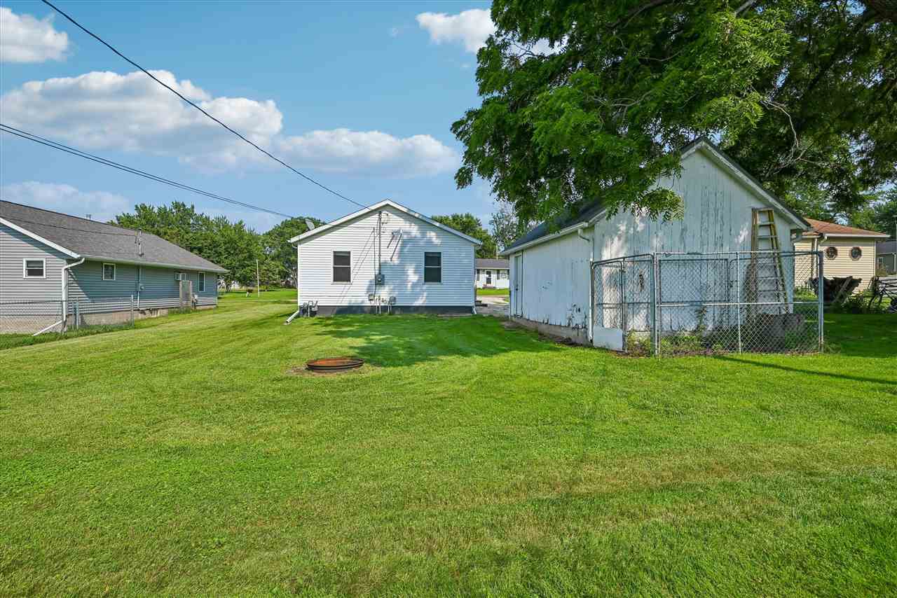 1315 1st Avenue Center Point IA 52213