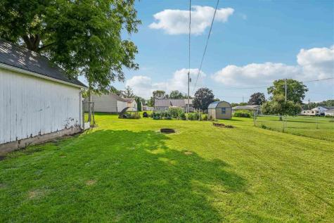 1315 1st Avenue Center Point IA 52213