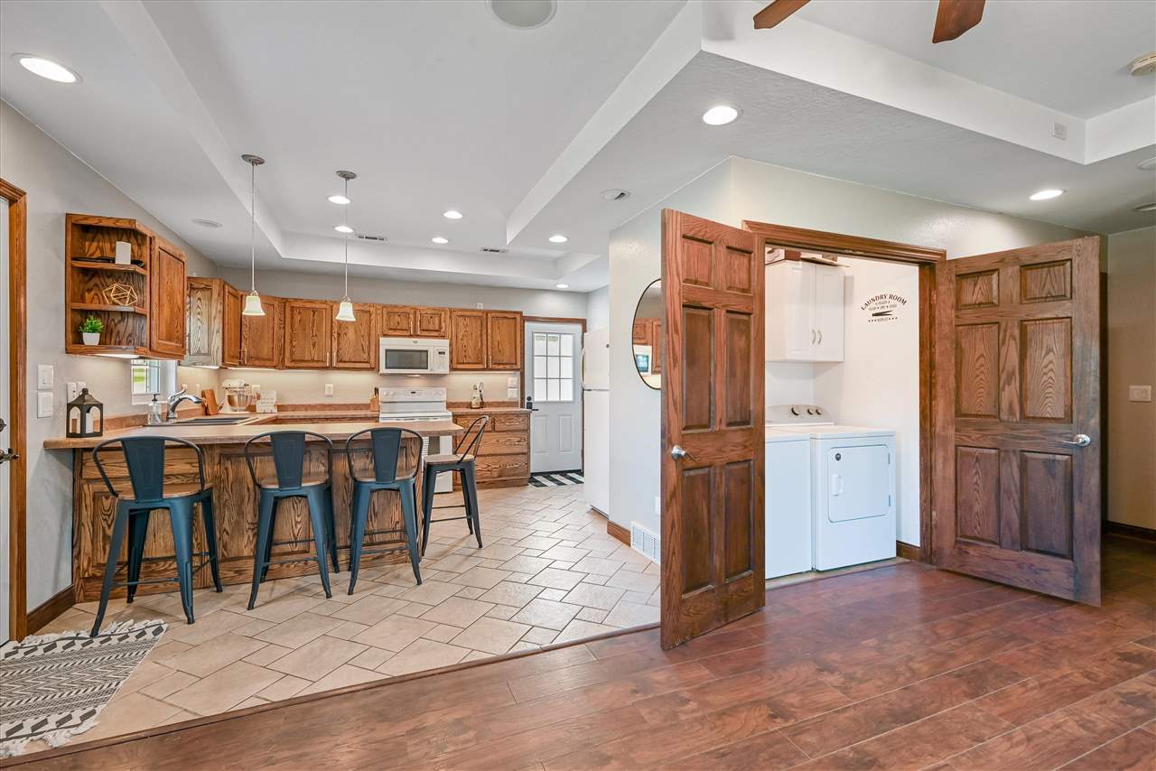 1315 1st Avenue Center Point IA 52213