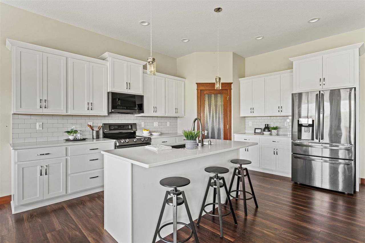3176 Artesian Road Marion IA 52302