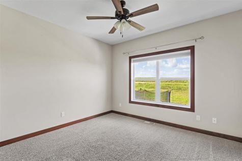 3176 Artesian Road Marion IA 52302