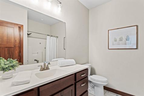 3176 Artesian Road Marion IA 52302