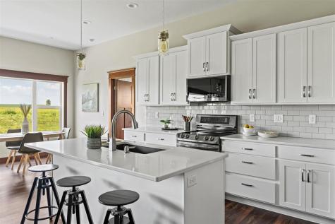 3176 Artesian Road Marion IA 52302